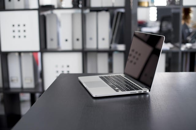 Likvidace starého vybavení a nábytku z kancelářských prostor
